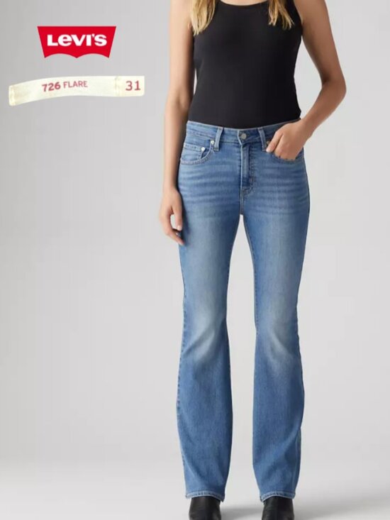 Levi's Denim - Levis womens jeans size 31 high rise flare blue medium wash stretch 726
